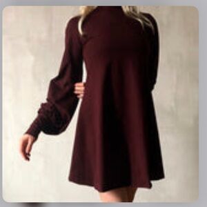 Nuit bishop sleeve dress II